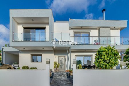 Villa For Rent in Konia, Paphos - DP3940