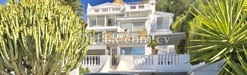 7 Bedrooms Villa With Is For Long Term Rent In Limassol - 1