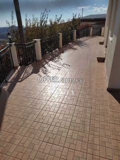 FOUR BEDROOM FULLY FURNISHED HOUSE IN PELENTRI - 9
