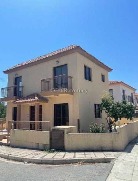 House (Detached) in Palodia, Limassol for Sale - 1