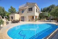 4 bedroom detached villa for sale in Tala