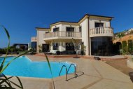 Four bedroom villa for sale in Peyia