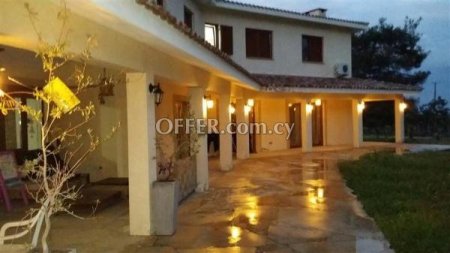 New For Sale €1,500,000 House (1 level bungalow) 6 bedrooms, Lythrodontas Nicosia