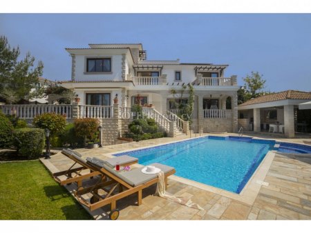 Luxury large villa for sale in Argaka village of Paphos area