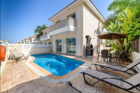 Detached Three Bedroom Villa