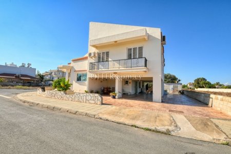 4 Bed Detached Villa for Sale in Deryneia, Ammochostos - 11