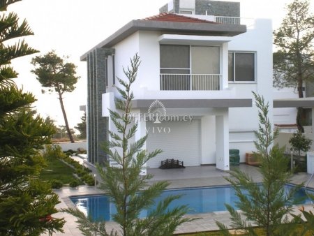 THREE BEDROOM DETACHED HOUSE IN SOUNI AREA