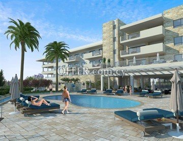 Beautiful Spacious 2 Bedroom Apartment  In Germasogeia Area Near The S