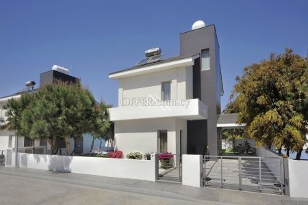 3 Bed Detached Villa for Rent in Pervolia, Larnaca