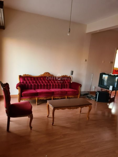 2 BEDROOM  FURNISHED UPPER LEVEL HOUSE IN MESA GEITONIA - 6