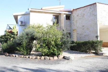 New For Sale €1,000,000 House 4 bedrooms, Detached Pyrgos Limassol