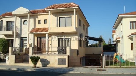 New For Sale €380,000 Maisonette 3 bedrooms, Semi-detached Kiti Larnaca