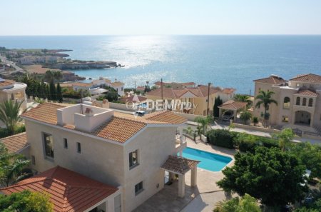 Villa For Rent in Peyia - Sea Caves, Paphos - DP2490 - 1