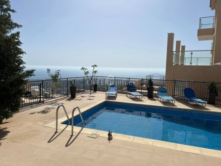 SIX BEDROOMS VILLA WITH PRIVATE SWIMMING POOL IN PEYIA