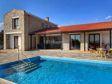 Luxury three bedroom Detached villa for sale in Maroni village Larnaca - 1