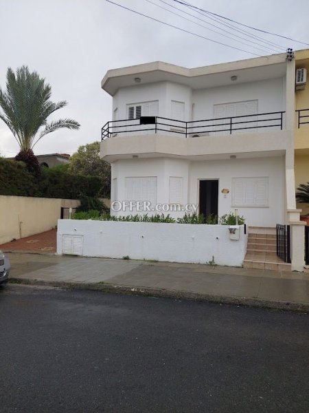 New For Sale €285,000 House (1 level bungalow) 4 bedrooms, Semi-detached Aradippou Larnaca