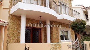 In Excellent Condition 4 Bedroom House  / Rent In Archangelos, Nicosia
