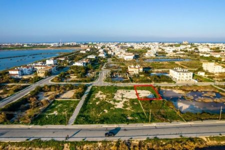 Building Plot in Paralimni