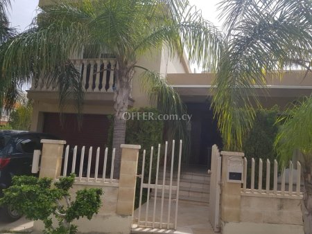 New For Sale €240,000 House 3 bedrooms, Larnaka (Center), Larnaca Larnaca