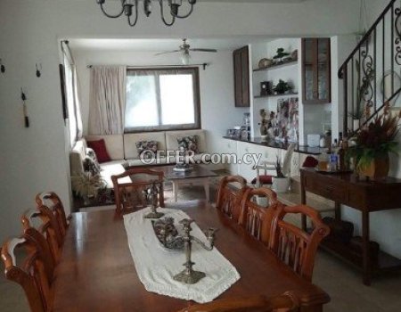 For Sale, Three-Bedroom Detached House in Kallithea