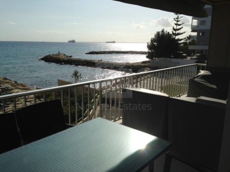 3 bedroom apartment for sale on the beach Limassol - 6