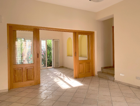 New For Sale €345,000 Maisonette 4 bedrooms, Semi-detached Strovolos Nicosia - 1