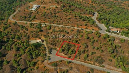 Residential plot in Kornos Larnaca