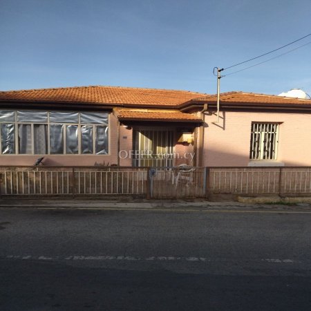New For Sale €143,000 House 6 bedrooms, Evrichou, Evrychou Nicosia - 1
