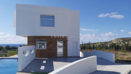 3 bedroom villa for sale in Peyia