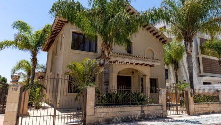 House (Detached) in Amathounta, Limassol for Sale