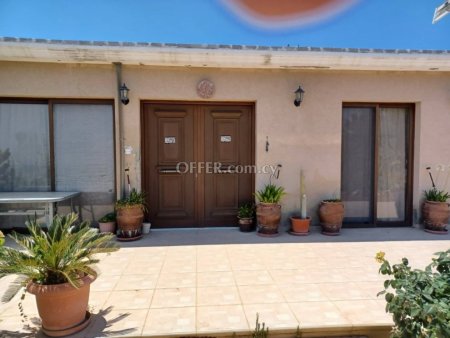 House (Detached) in Agios Therapon, Limassol for Sale