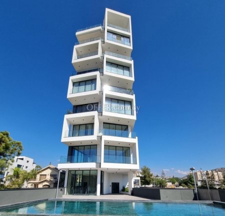 Apartment (Penthouse) in Saint Raphael Area, Limassol for Sale