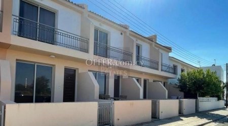 Sea View Townhouse in Paralimni