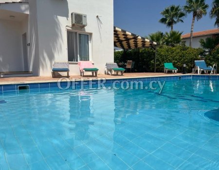 Villa 3 beds with a pool for Rent in Ayia Theckla