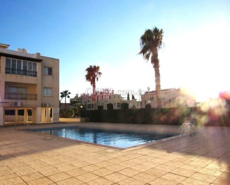 2 bed townhouse in chloraka