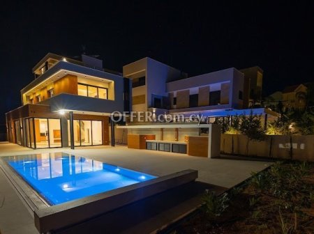 5 Bed Detached Villa for sale in Agios Tychon, Limassol - 1