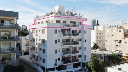 Top floor three bedroom apartment in Agios Antonios Nicosia - 8