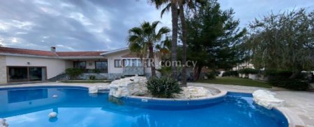 New For Sale €910,000 Villa 5 bedrooms, Detached Latsia (Lakkia) Nicosia - 1