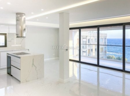 LUXURY APARTMENT 30m FROM THE BEACH - AVAILABLE 1st OF SEPTEMBER 2024