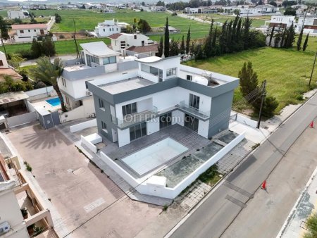 House (Detached) in Lakatamia, Nicosia for Sale - 10