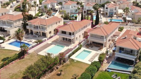 Amazing Beachfront Villa with swimming pool in Protaras Famagusta - 9