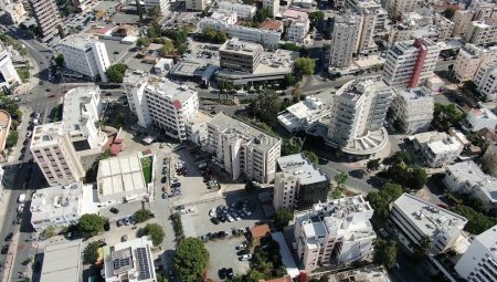 Offices in Agioi Omologites Nicosia - 6