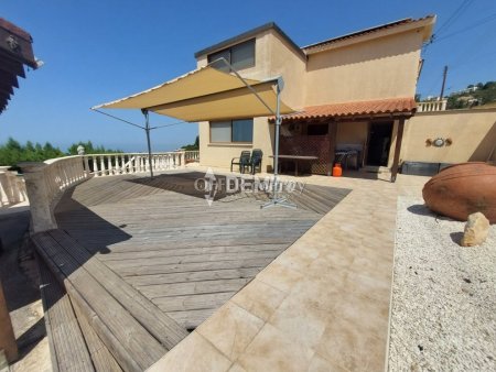 Villa For Sale in Tala, Paphos - DP4072