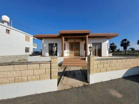 5 Bed Detached Villa for Sale in Xylofagou, Ammochostos - 1