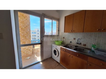 Large 4 bedroom apartment with potential for 10.1 gross rental yield - 7