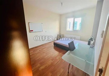 Cozy Fully Furnished 2 Bedroom Apartment  In Agios Dometios, Nicosia - 4