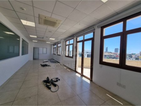 Office space for rent in Kolonakiou in the most commercial area in Limassol