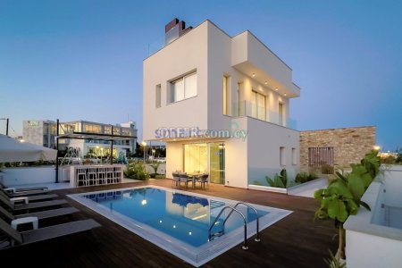 4 Bedroom Detached Villa For Sale Famagusta