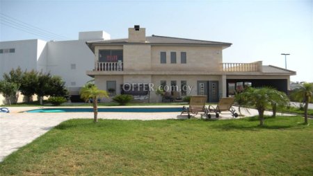 New For Sale €2,200,000 House 4 bedrooms, Detached Leivadia, Livadia Larnaca
