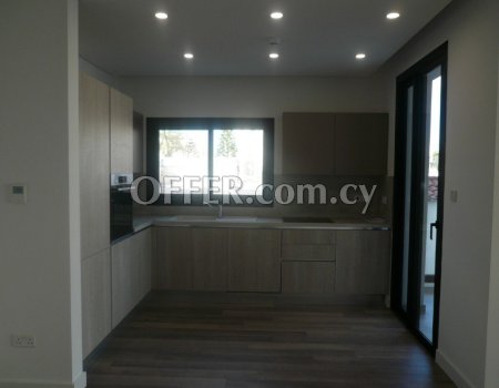 Spacious 3 bedroom apartment with electrical appliances - 3